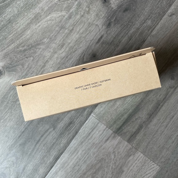 NWT Hollister Gilly Hicks Short Undie Weekday 7-Pack, Multicolour - Picture 4 of 6